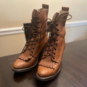 Laredo Vintage Granny Ropers in Cognac - Size 6.5M